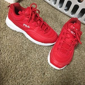 Fila ray size 9 color red